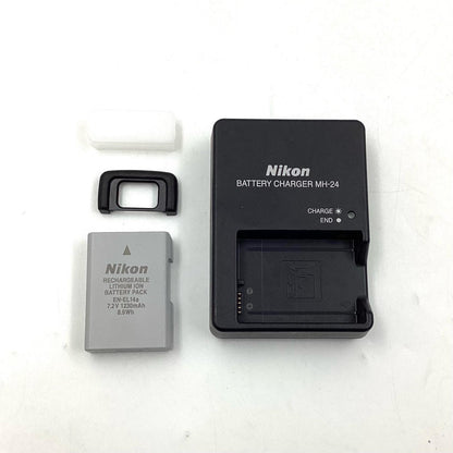 【全額返金保証】【最速発送】Nikon デジタル一眼 D5600 ボディ ブラック 美品 動作確認済