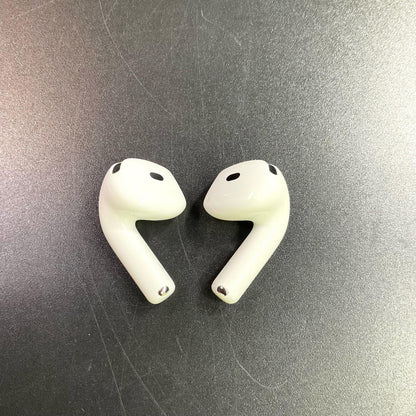 【全額返金保証】【最速発送】Apple AirPods 4 MXP63J/A 美品 動作確認済
