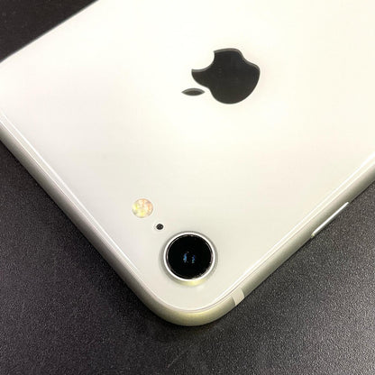 【全額返金保証】【最速発送】Apple iPhone iPhone 8 64GB ホワイト au SIMフリー 白ロム 動作確認済 69%