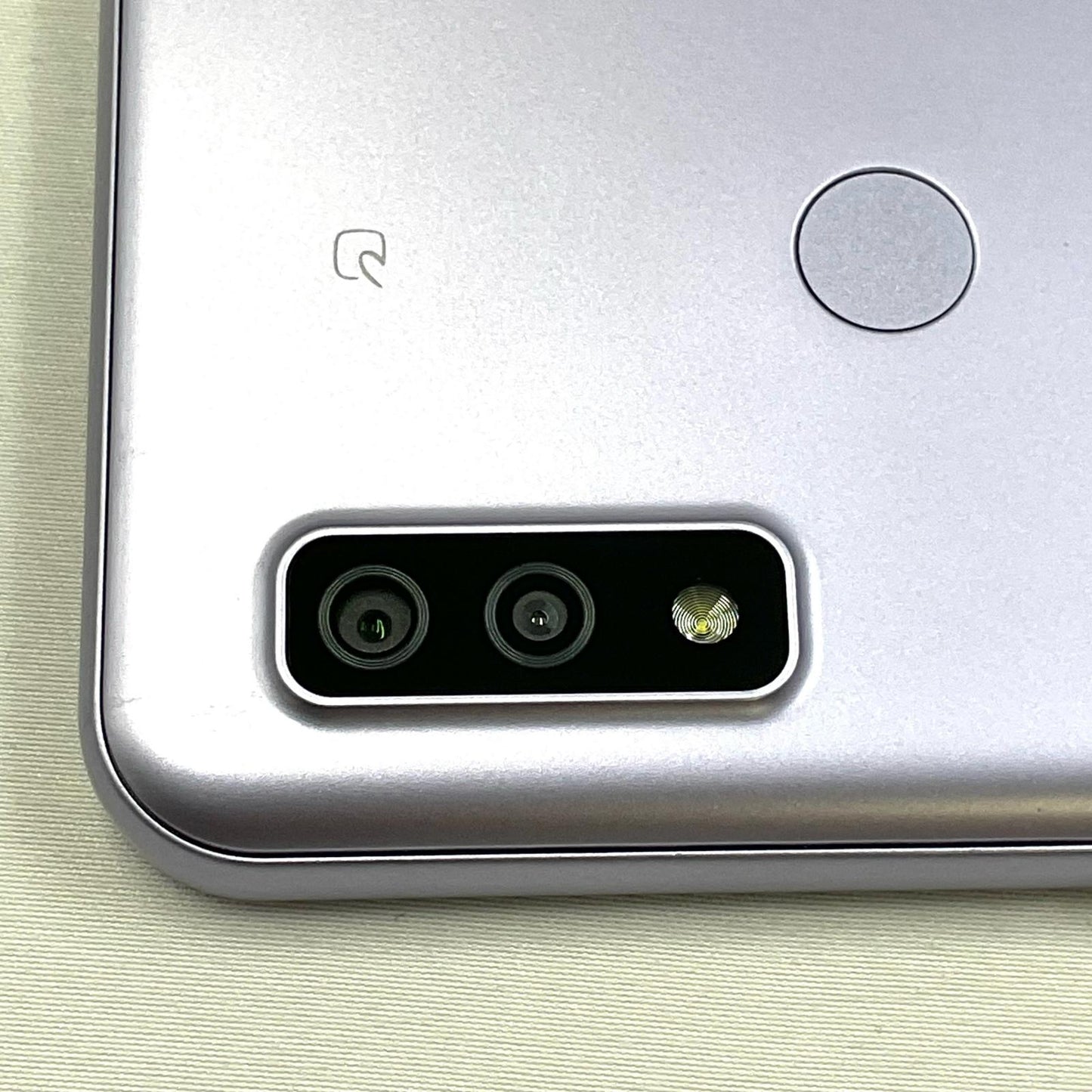 【全額返金保証】【最速発送】富士通 arrows We 64GB docomo F-51B 白ロム 超美品 動作確認済