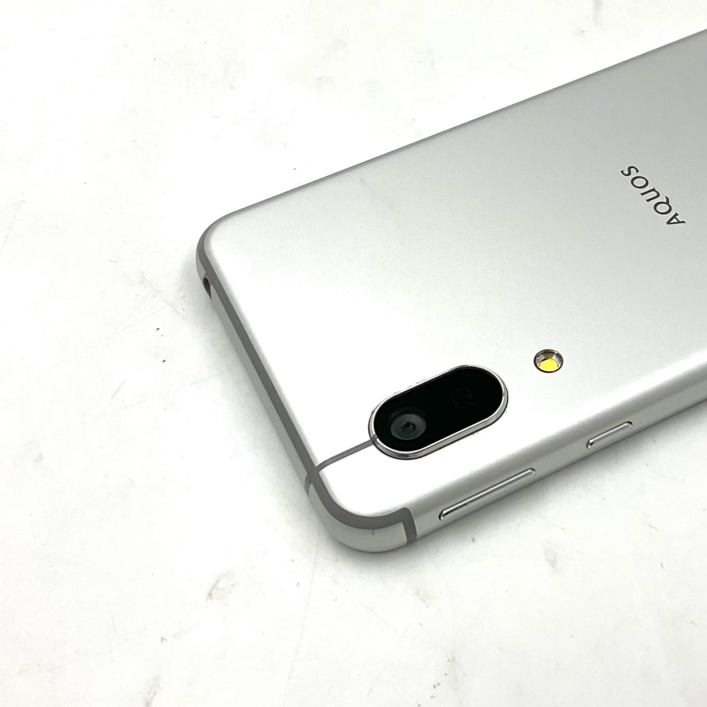 【最速発送】SHARP AQUOS Sense3 lite 64GB シルバー SH-RM12【難有】