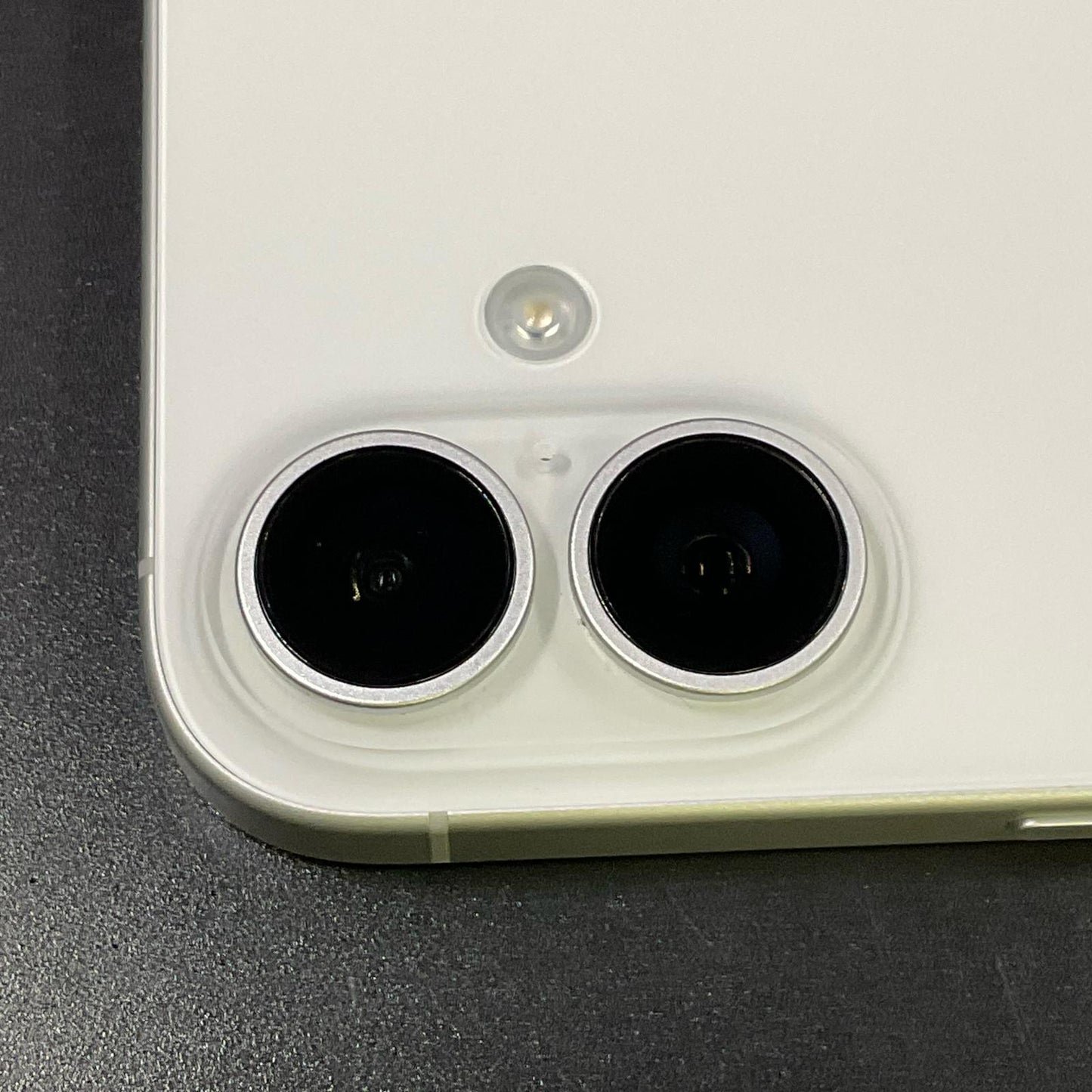 【全額返金保証】【最速発送】Apple iPhone iPhone 16 128GB ホワイト Softbank SIMフリー 白ロム 美品 動作確認済 100%