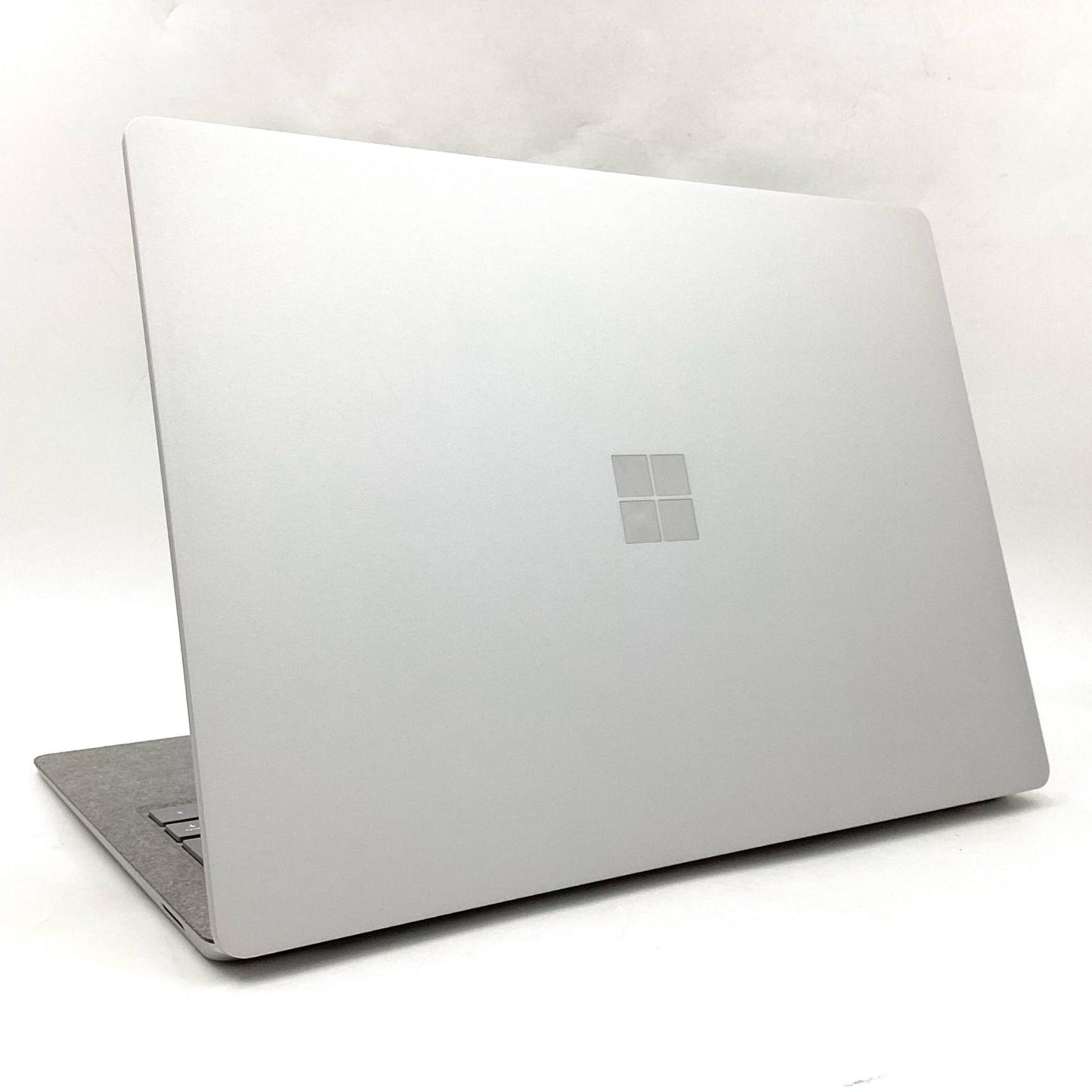 【全額返金保証】【最速発送】Microsoft Surface Laptop 2 1769 Intel(R) Core(TM) i5-8250U CPU @ 1.60GHz 8GB M.2 SSD 256GB 100% 美品 動作確認済