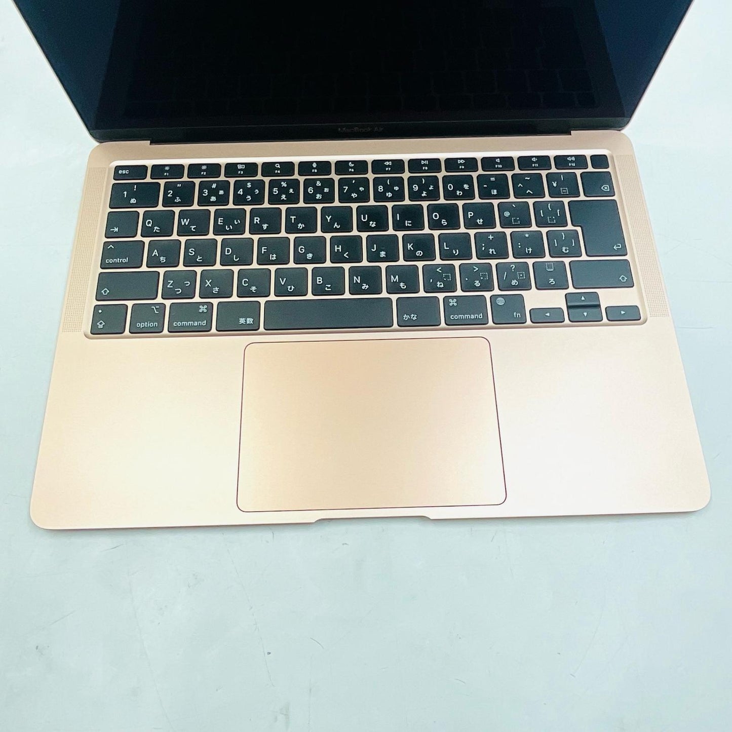 【全額返金保証】【最速発送】Apple MacBook Air 13.3インチ 2020 M1 8コア 8GB 256GB ゴールド 93% 美品 動作確認済