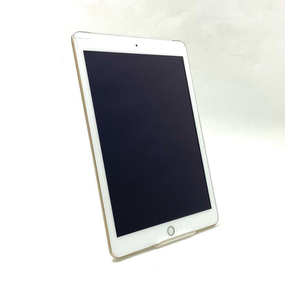 【最速発送】Apple iPad iPad 9.7インチ 第5世代 32GB ゴールド WiFi+Cellular docomo 白ロム【難有】