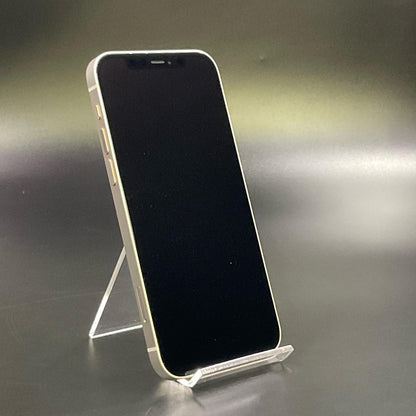 【全額返金保証】【最速発送】Apple iPhone iPhone 12 64GB シルバー docomo SIMフリー 白ロム 動作確認済 77%