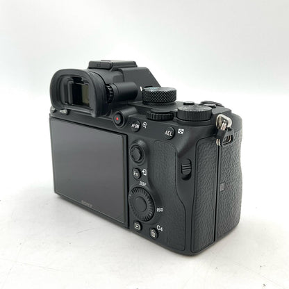 【全額返金保証】【最速発送】Sony デジタル一眼 α7 III ILCE-7M3 ボディ ブラック 動作確認済