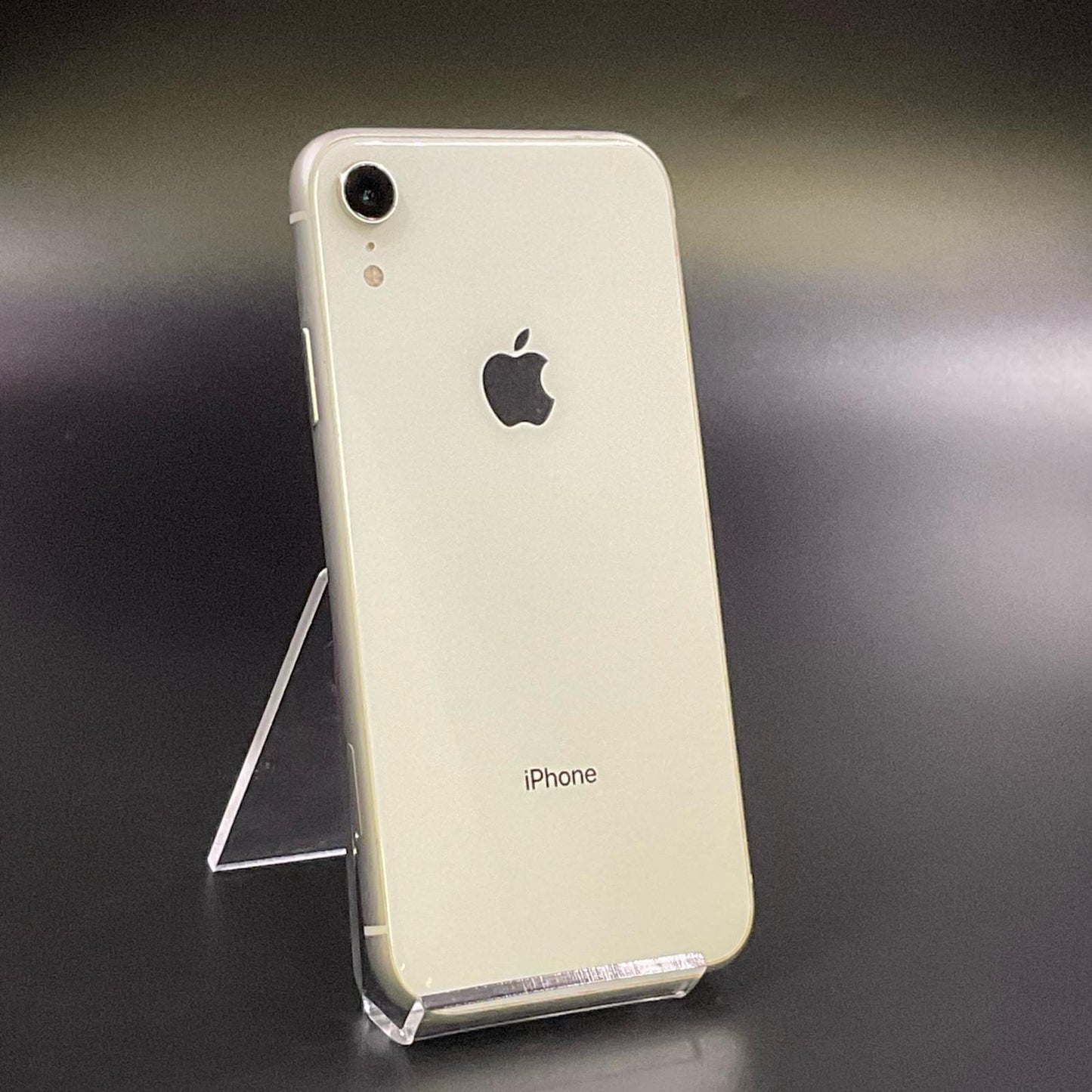 【最速発送】Apple iPhone iPhone XR 64GB ホワイト au 白ロム【難有】 77%