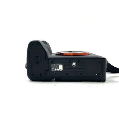 【全額返金保証】【最速発送】Sony デジタル一眼 α7 IV ILCE-7M4 ボディ ブラック 美品 動作確認済