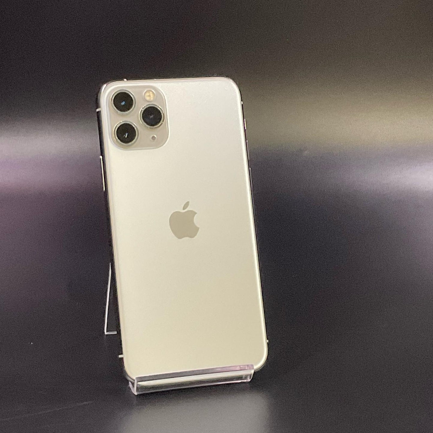 【全額返金保証】【最速発送】Apple iPhone iPhone 11 Pro 256GB シルバー docomo 白ロム 動作確認済 64%