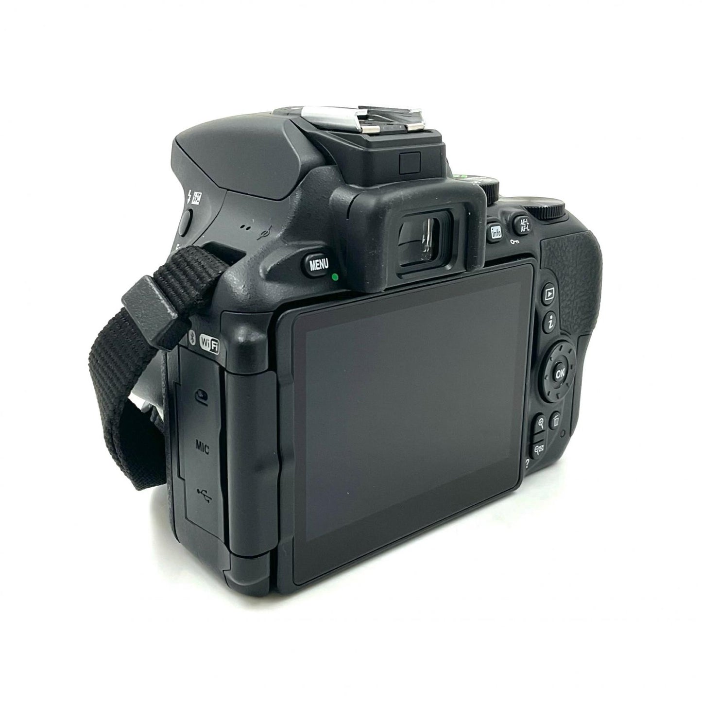 【全額返金保証】【最速発送】Nikon デジタル一眼 D5600 ボディ ブラック 美品 動作確認済