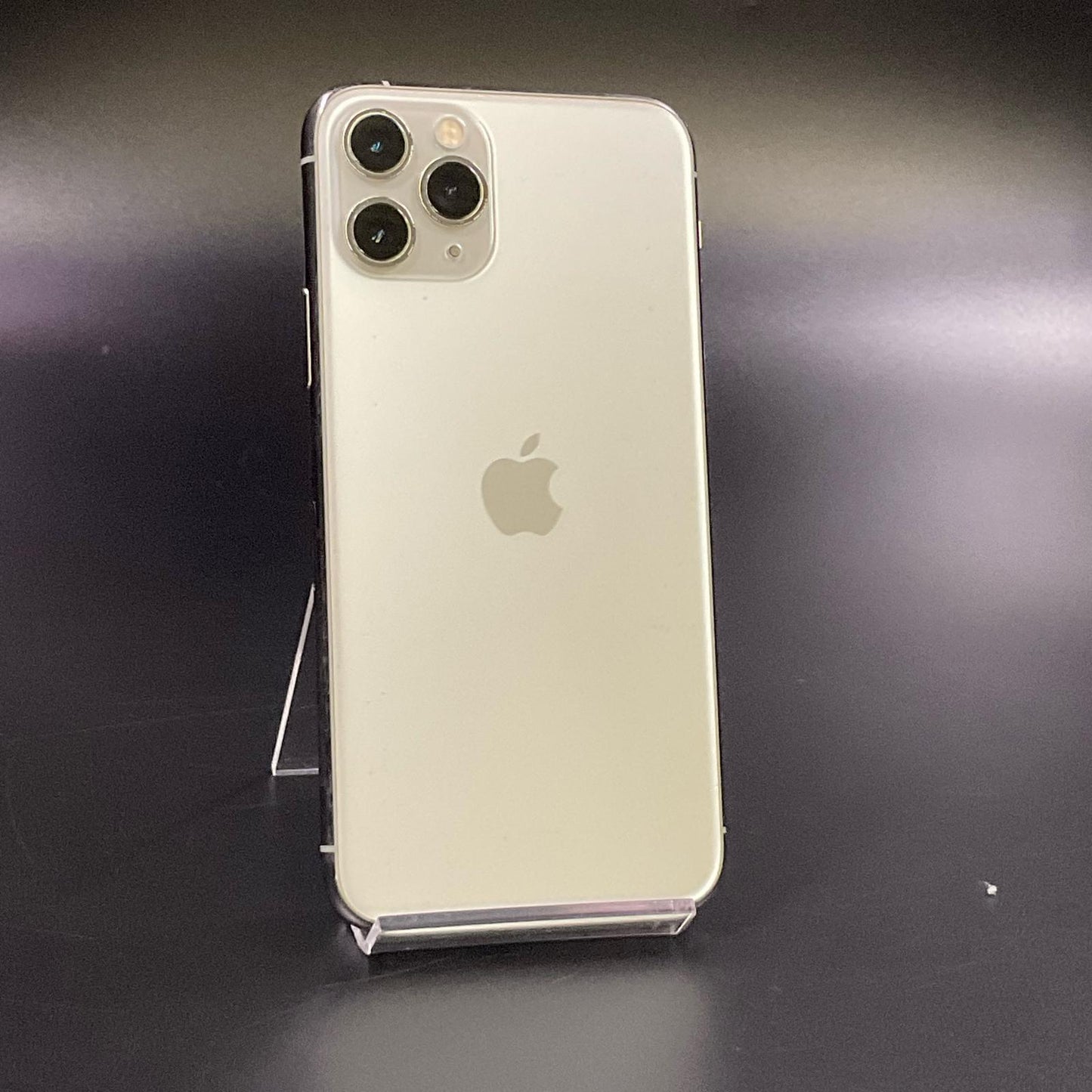 【全額返金保証】【最速発送】Apple iPhone iPhone 11 Pro 64GB ホワイト docomo SIMフリー 白ロム 動作確認済 71%