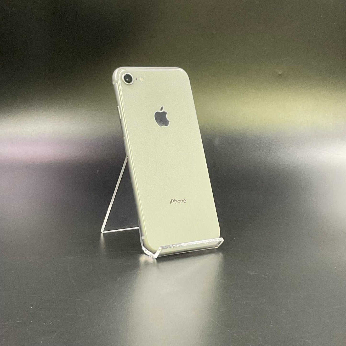 【全額返金保証】【最速発送】Apple iPhone iPhone 8 64GB シルバー docomo 白ロム 美品 動作確認済 89%