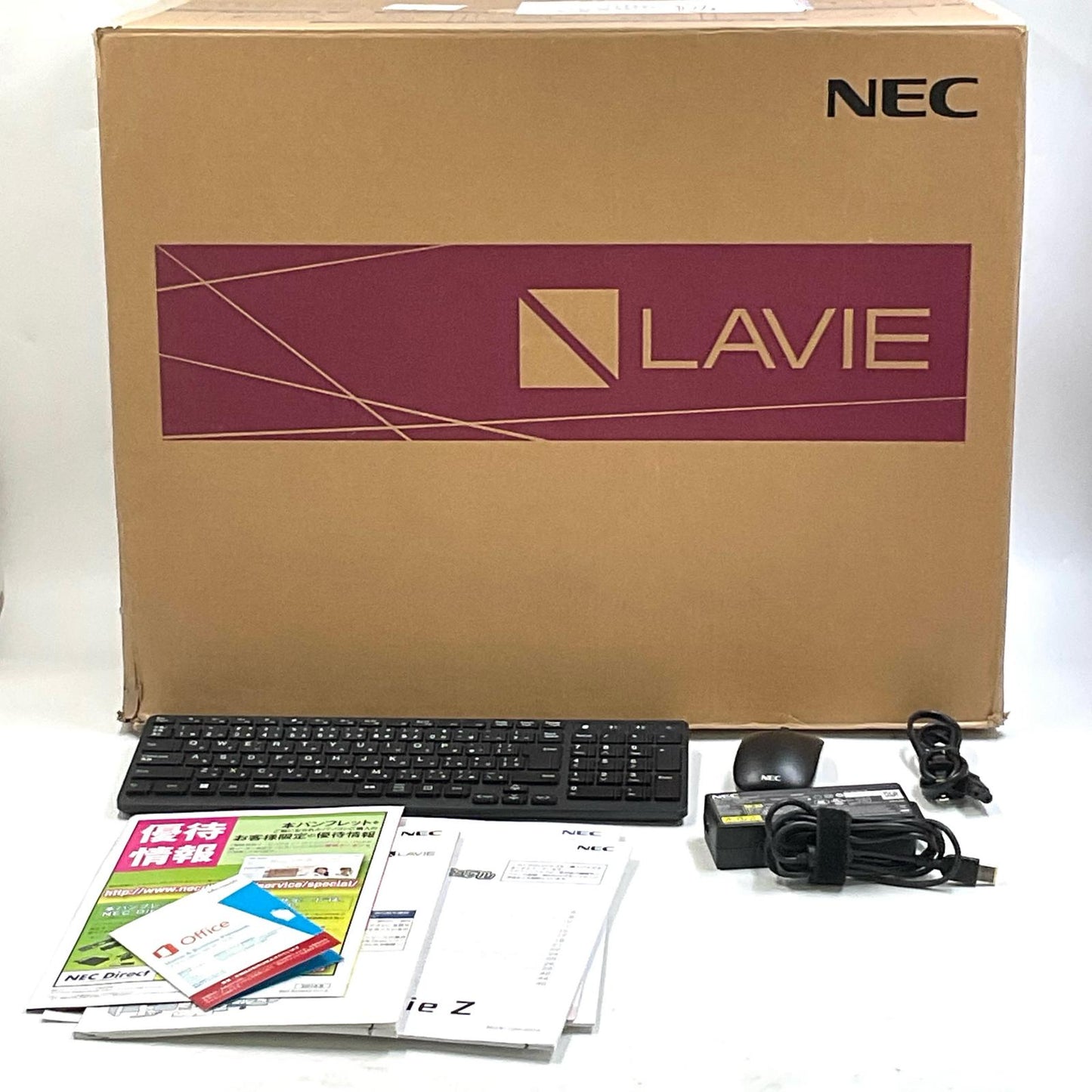 【全額返金保証】【最速発送】NEC PC-A2365DAB LAVIE A23 A2365/DAB Ryzen7 5700U With Radeon Graphics 1.80Ghz 8GB M.2 SSD 512GB 美品 動作確認済