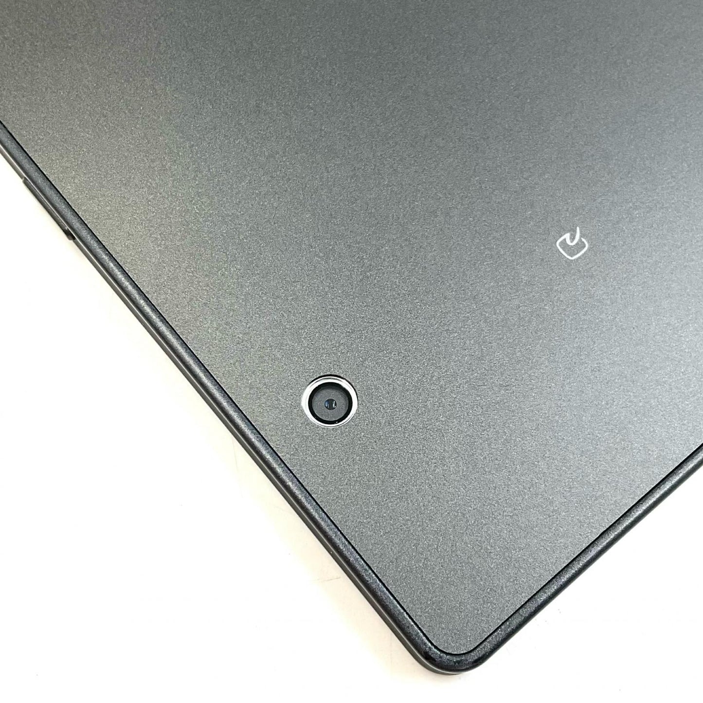 【全額返金保証】【最速発送】富士通 arrows Tab 10.1インチ 32GB docomo 白ロム 美品 動作確認済