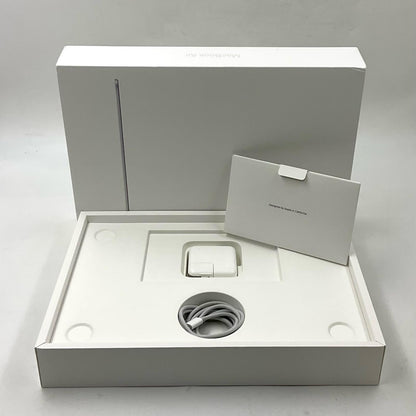 【全額返金保証】【最速発送】Apple MacBook Air 13インチ 2022 Apple M2 16GB 256GB シルバー 99% 美品 動作確認済