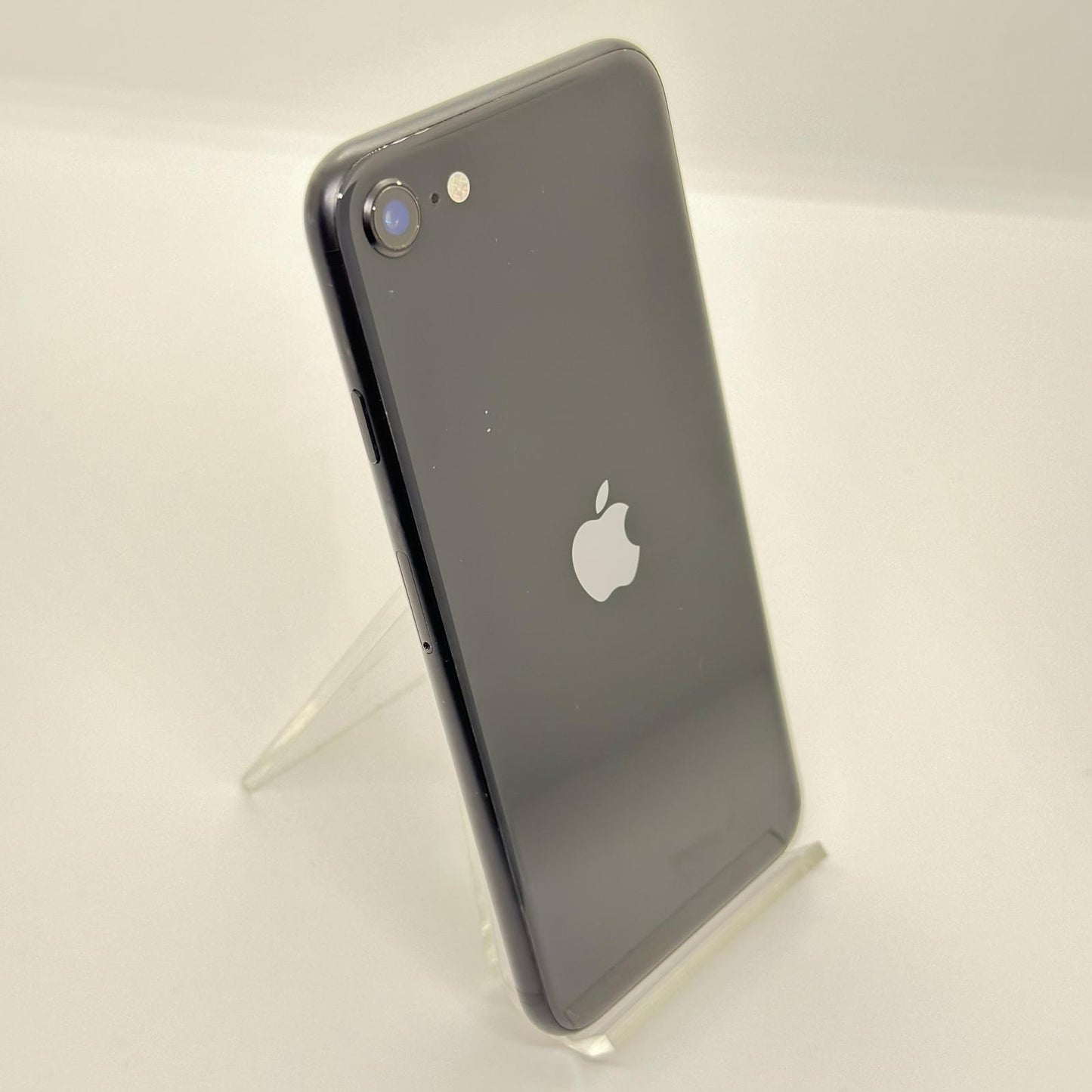 【全額返金保証】【最速発送】Apple iPhone iPhone SE（第2世代） 128GB ブラック SIMフリー 動作確認済 73%