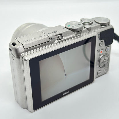 【全額返金保証】【最速発送】Nikon コンパクトデジタルカメラ COOLPIX A900 [シルバー] 動作確認済