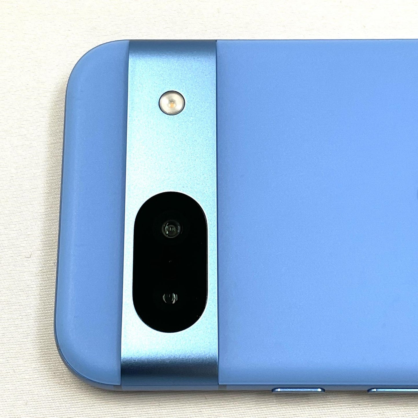 【最速発送】 Google Pixel 8a 128GB ブルー系 docomo SIMフリー Pixel 8a 白ロム【難有】