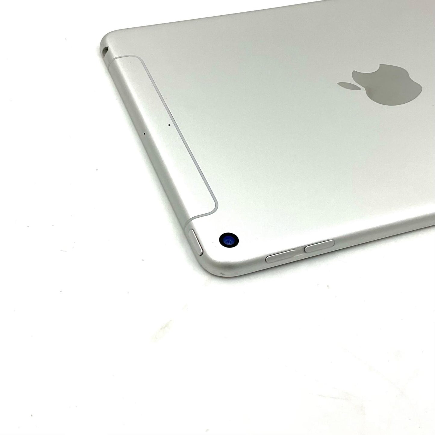 【最速発送】Apple iPad iPad mini 第5世代 Wi-Fi+Cellular 64GB シルバー au SIMフリー 白ロム【難有】