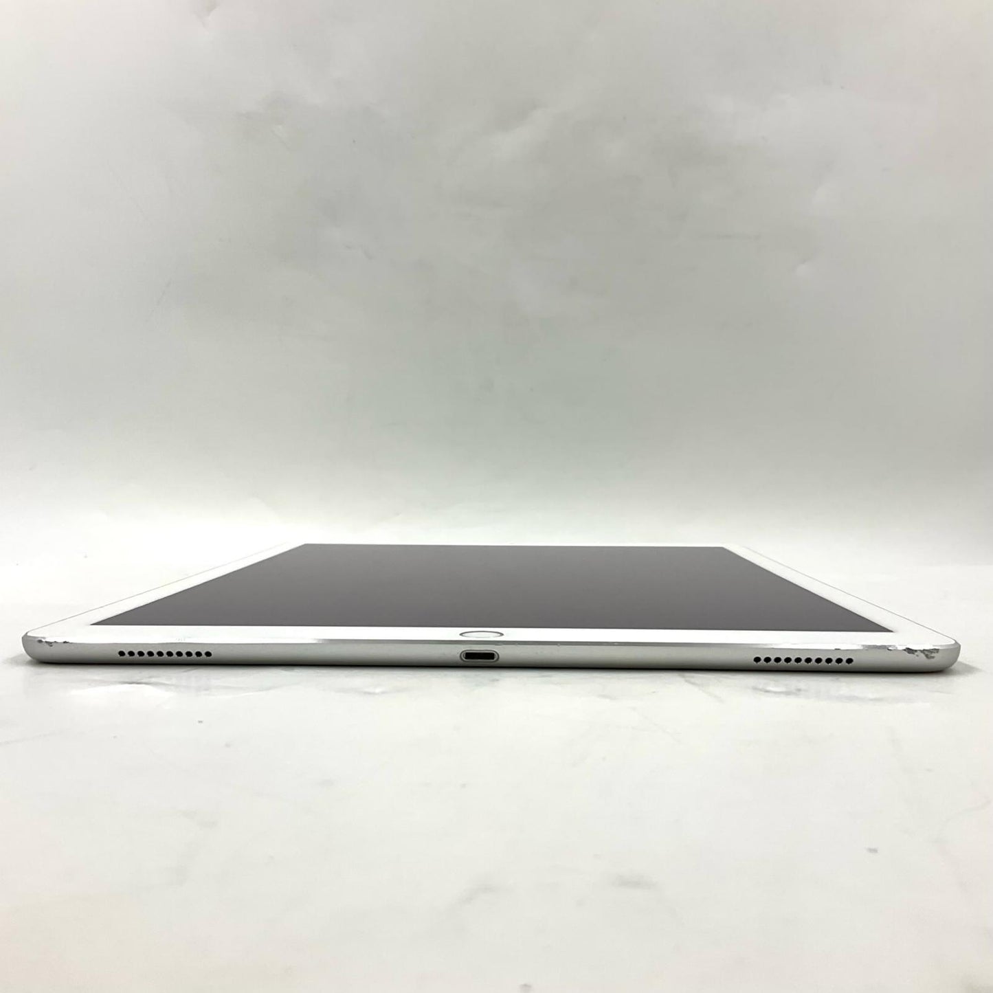 【最速発送】Apple iPad iPad Pro 12.9インチ 第2世代 Wi-Fi+Cellular 64GB シルバー docomo SIMフリー 白ロム【難有】