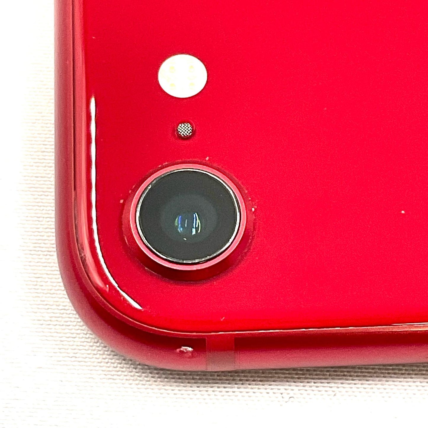 【最速発送】Apple iPhone iPhone SE （第3世代） 128GB PRODUCT RED au SIMフリー 白ロム【難有】 81%