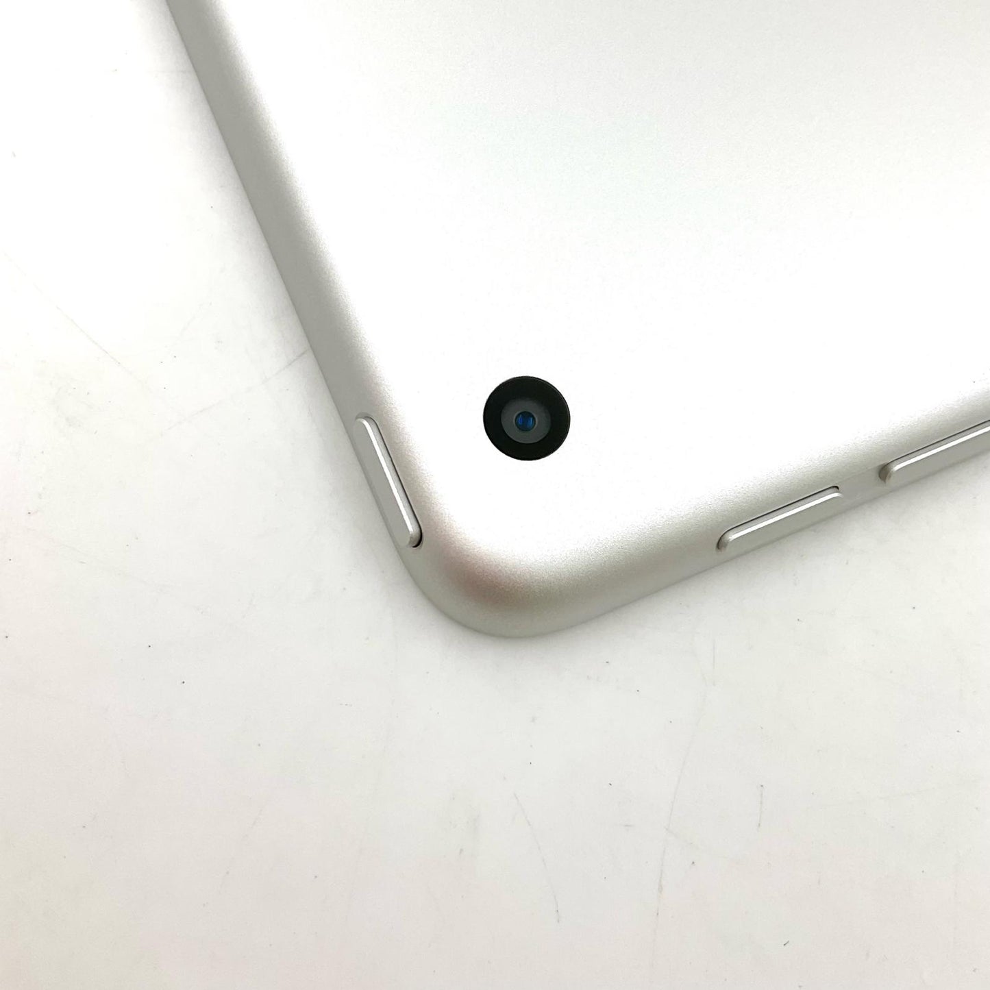 【全額返金保証】【最速発送】Apple iPad iPad iPad 第7世代 Wi-Fi 10.2インチ 第7世代 128GB シルバー Wi-Fi 美品 動作確認済