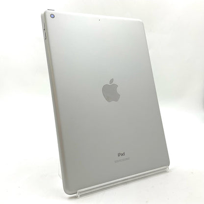 【全額返金保証】【最速発送】Apple iPad 10.2インチ 第7世代 128GB シルバー Wi-Fi 美品 動作確認済