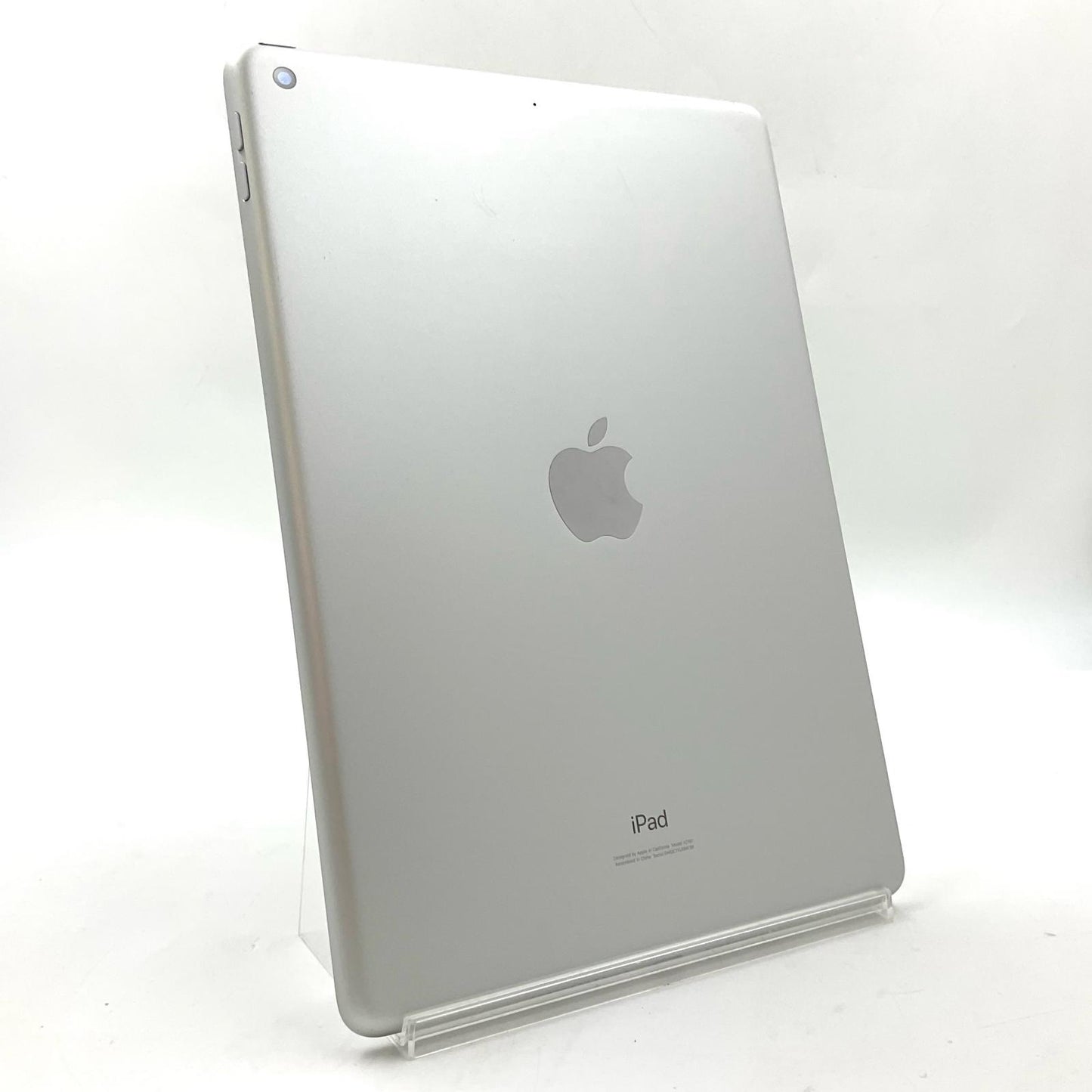 【全額返金保証】【最速発送】Apple iPad iPad 10.2インチ 第7世代 128GB シルバー Wi-Fi 美品 動作確認済