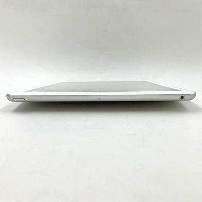 【全額返金保証】【最速発送】Apple iPad iPad 10.2インチ 第7世代 128GB シルバー Wi-Fi 美品 動作確認済