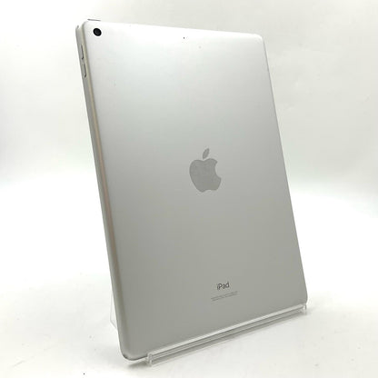【全額返金保証】【最速発送】Apple iPad iPad 10.2インチ 第9世代 64GB シルバー Wi-Fi 動作確認済