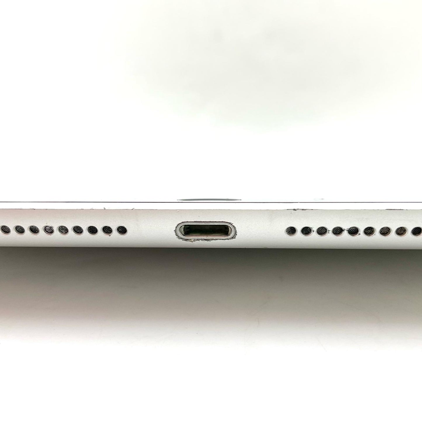 【全額返金保証】【最速発送】Apple iPad 10.2インチ 第9世代 64GB シルバー Wi-Fi 動作確認済