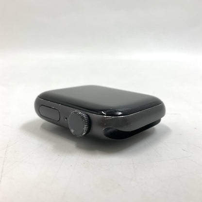 【全額返金保証】【最速発送】Apple Watch Nike SE 第1世代 アルミニウム 40mm GPS 76% 動作確認済
