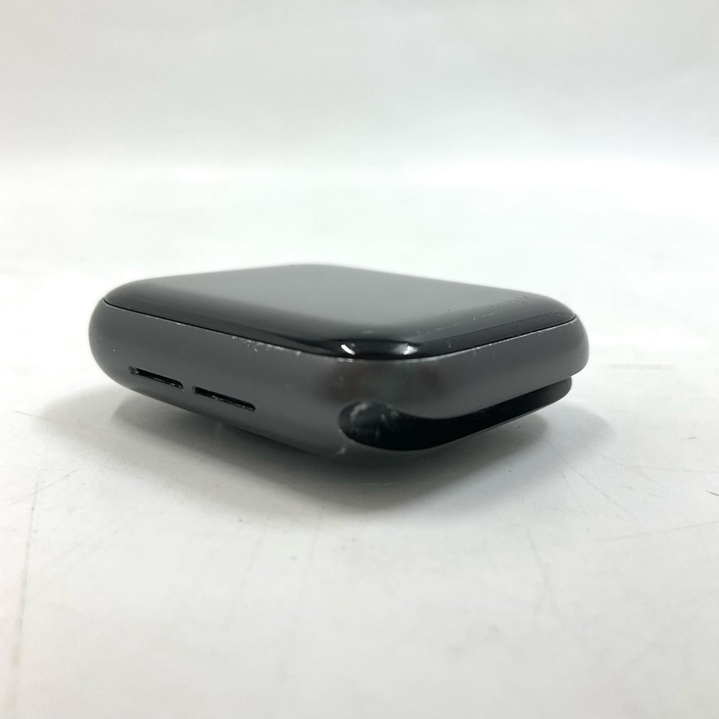 【全額返金保証】【最速発送】Apple Watch Nike SE 第1世代 アルミニウム 40mm GPS 76% 動作確認済