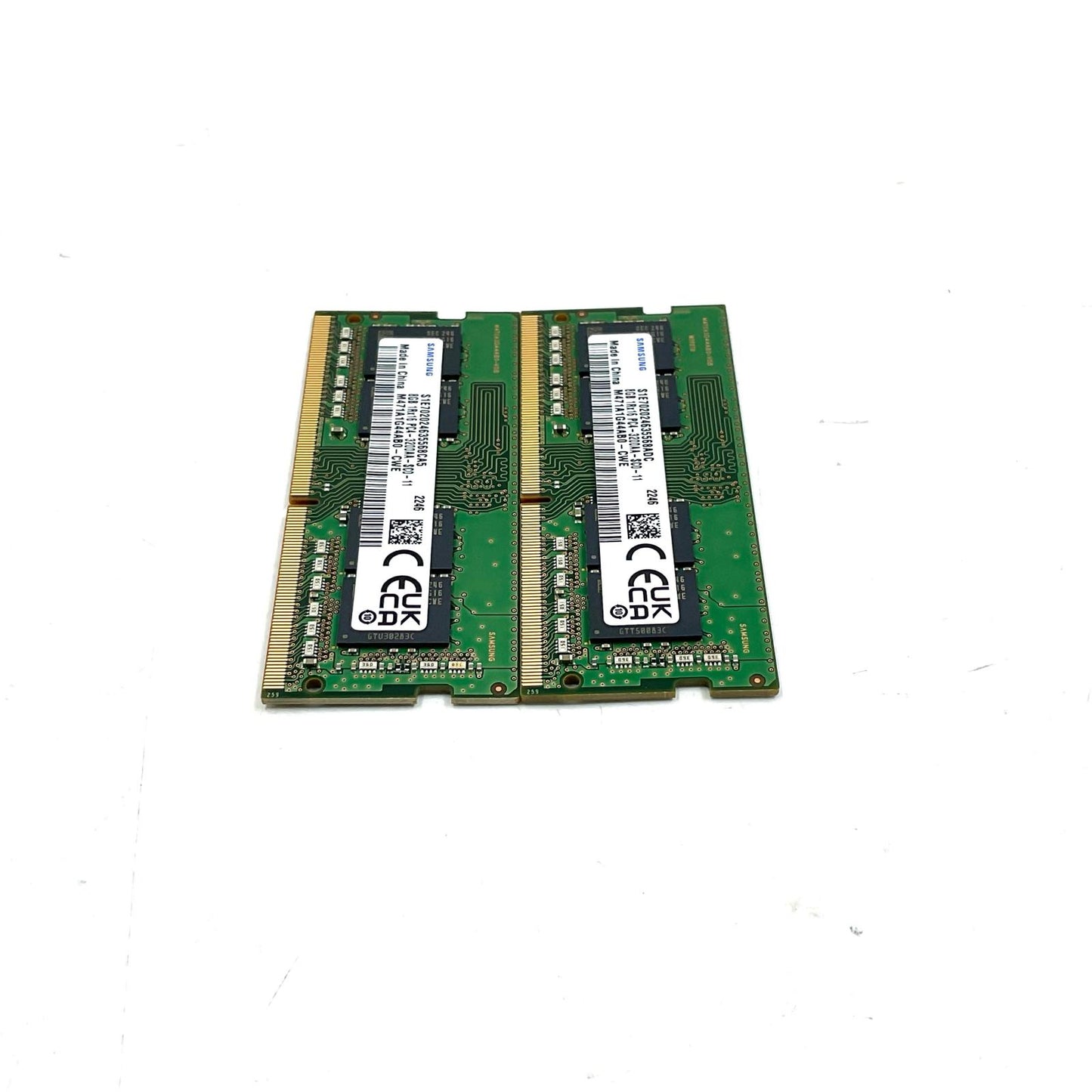 【全額返金保証】【最速発送】Samsung ノートPC用メモリ 8GB×2枚組 M471A1G44AB0-CWE 美品 動作確認済