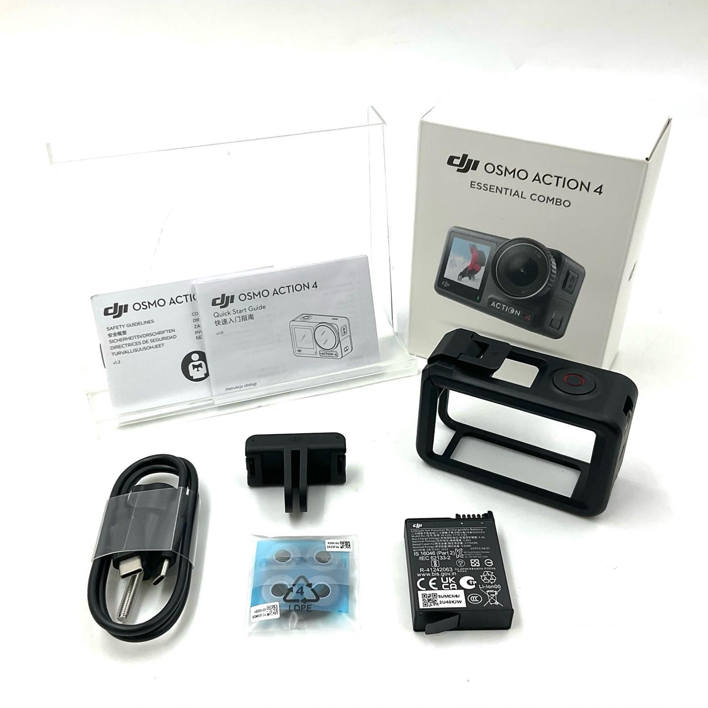 【全額返金保証】【最速発送】DJI OSMO ACTION 4 エッセンシャルコンボ 超美品 動作確認済