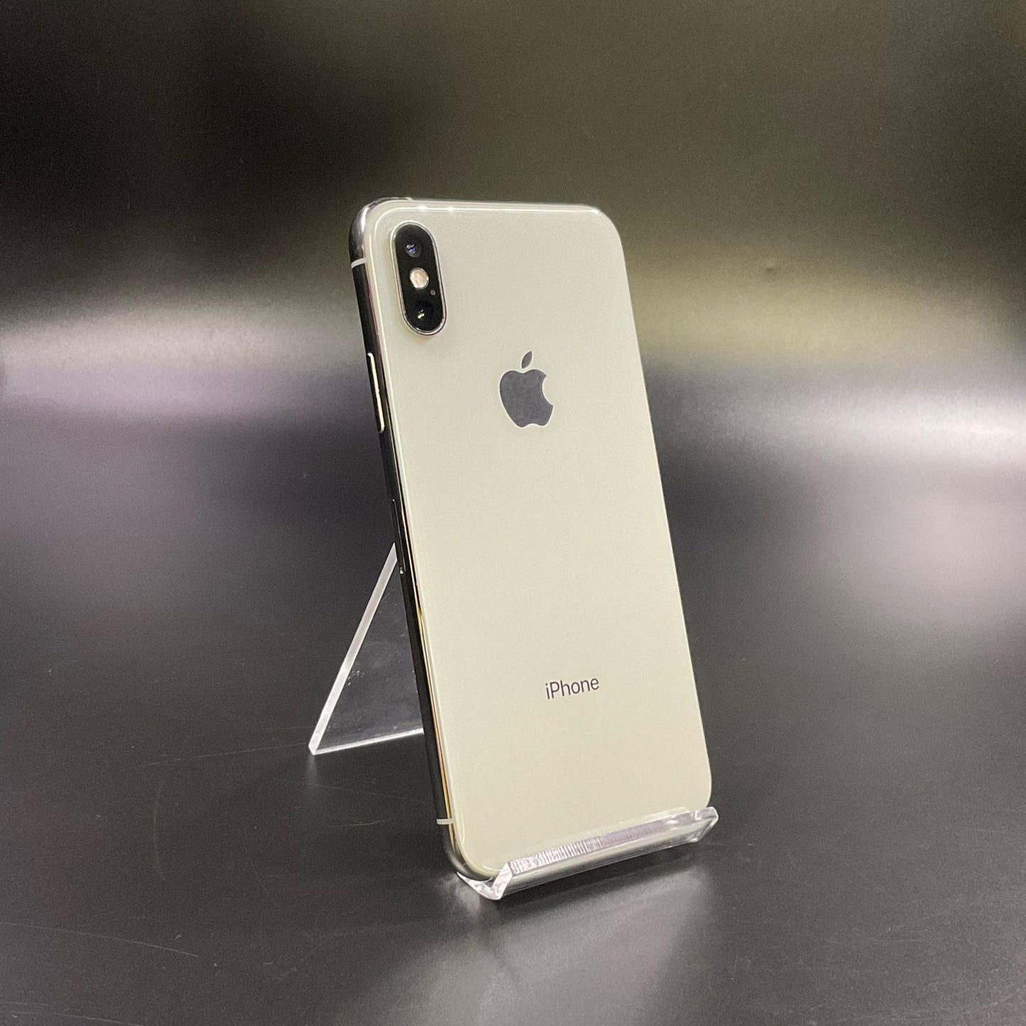 【全額返金保証】【最速発送】Apple iPhone iPhone XS 64GB シルバー docomo 白ロム 動作確認済 85%