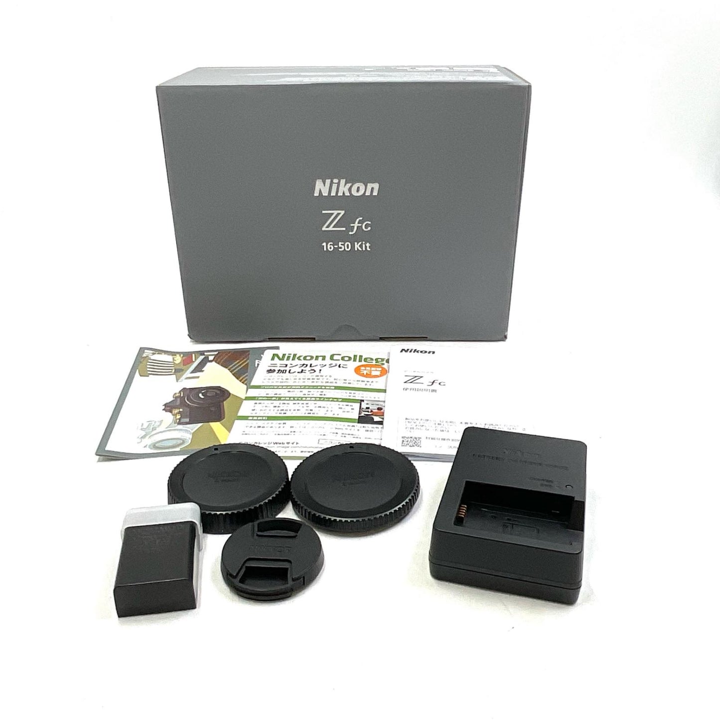 【全額返金保証】【最速発送】Nikon デジタル一眼 Z fc 16-50 VR レンズキット [シルバー] 超美品 動作確認済