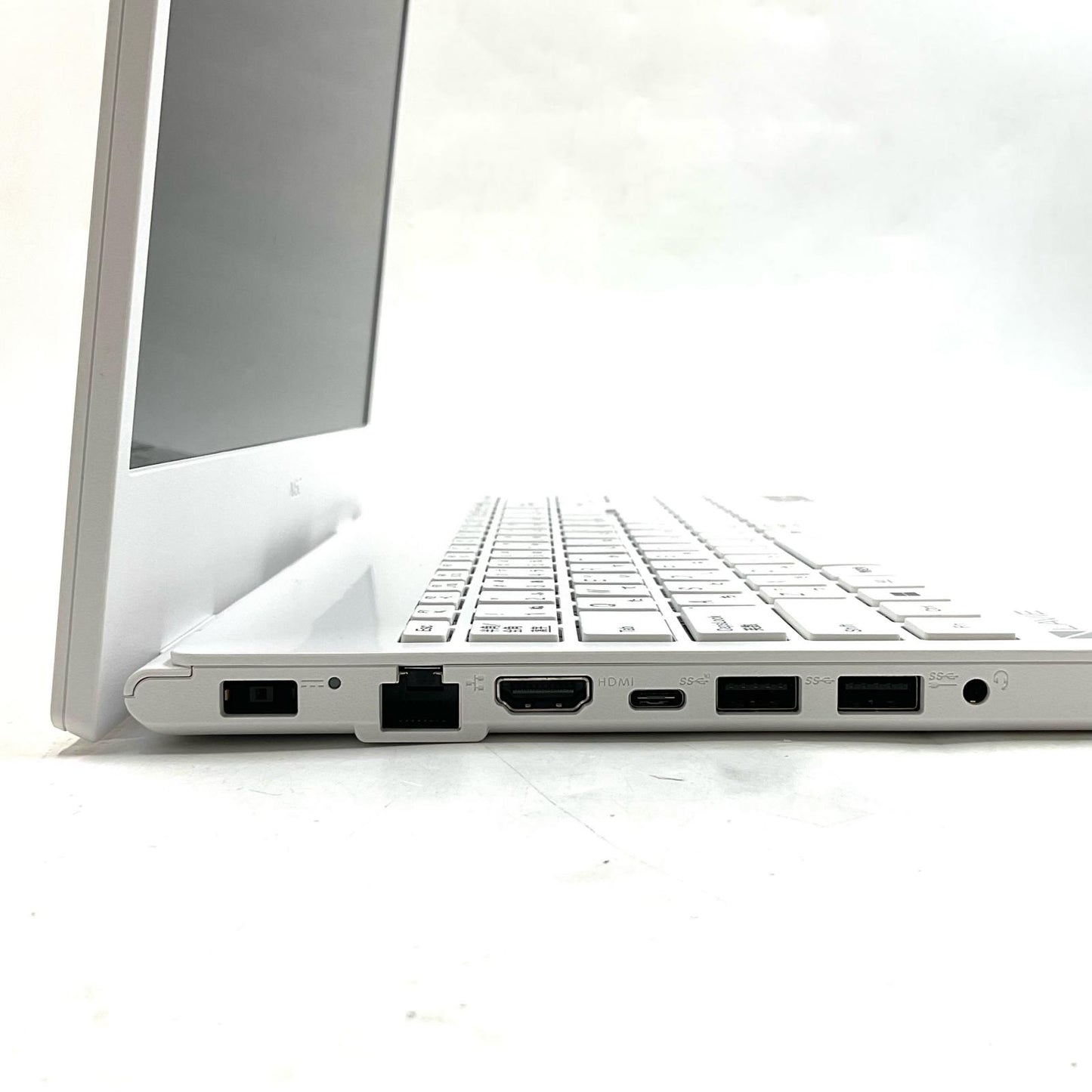 【最速発送】NEC LIFEBOOK PC-N153CEAW Ryzen 3 5300U 8GB SSD 256GB【難有】