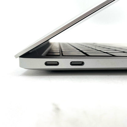 【最速発送】Apple MacBook Air 13.3インチ 2020 1.1GHz クアッドコアIntel Core i5 8GB 512GB シルバー 92%【難有】