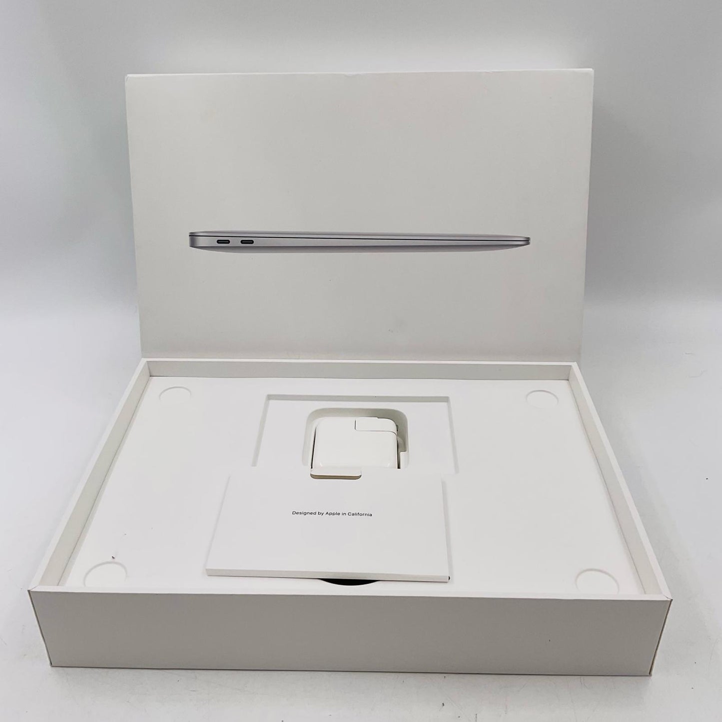 【最速発送】Apple MacBook Air 13.3インチ 2020 1.1GHz クアッドコアIntel Core i5 8GB 512GB シルバー 92%【難有】