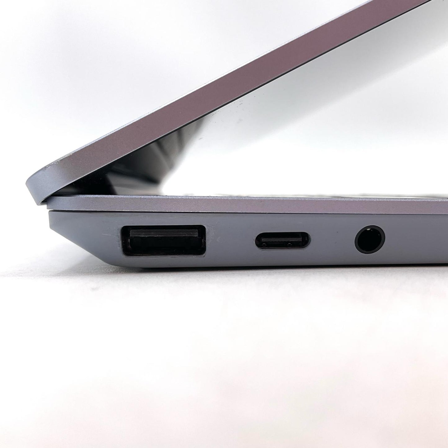 【全額返金保証】【最速発送】Microsoft Surface Laptop Go THH-00034 i5-1035G1 8GB M.2 SSD 128GB 87.2% 美品 動作確認済
