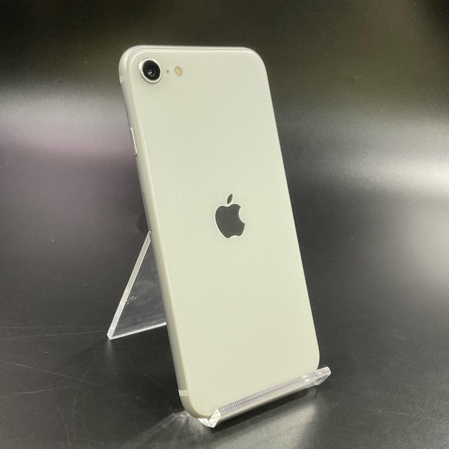 【全額返金保証】【最速発送】Apple iPhone iPhone SE（第2世代） 64GB ホワイト au SIMフリー 白ロム 美品 動作確認済 88%