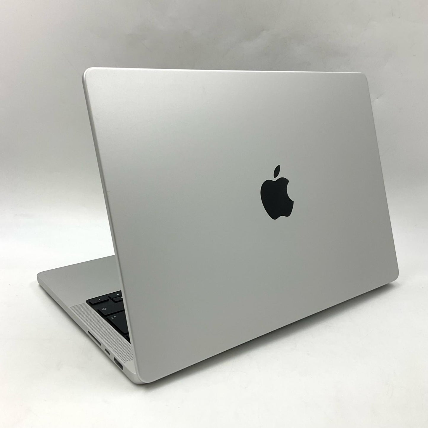 【全額返金保証】【最速発送】Apple MacBook Pro 14インチ 2024 Apple M4 16GB 512GB シルバー 100% 美品 動作確認済