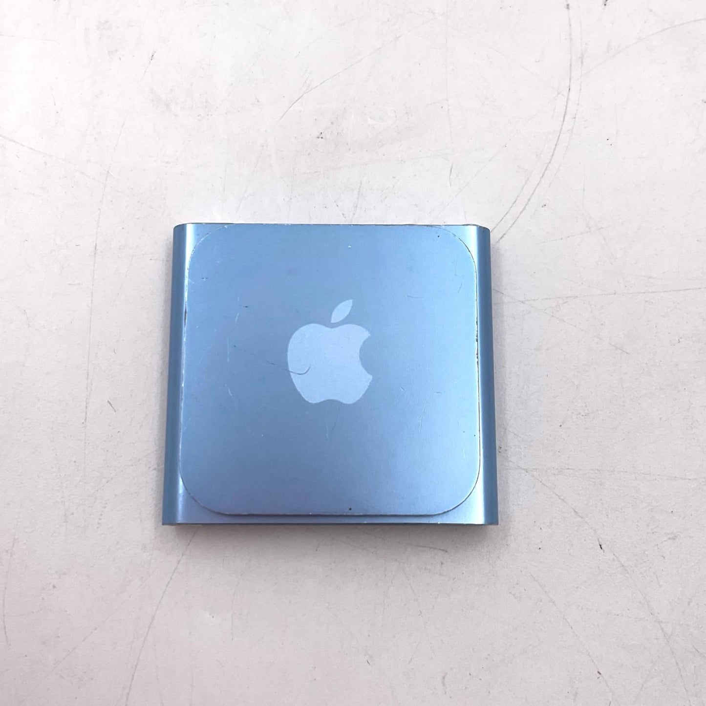 【全額返金保証】【最速発送】Apple iPod nano（第6世代） MC695J/A 美品 動作確認済