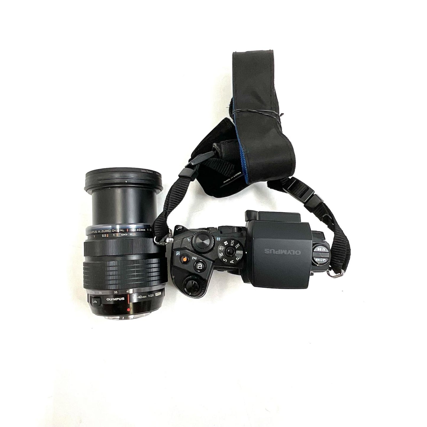 【全額返金保証】【最速発送】OLYMPUS デジタル一眼 OM-D E-M1 12-40mm F2.8 レンズキット ブラック 動作確認済