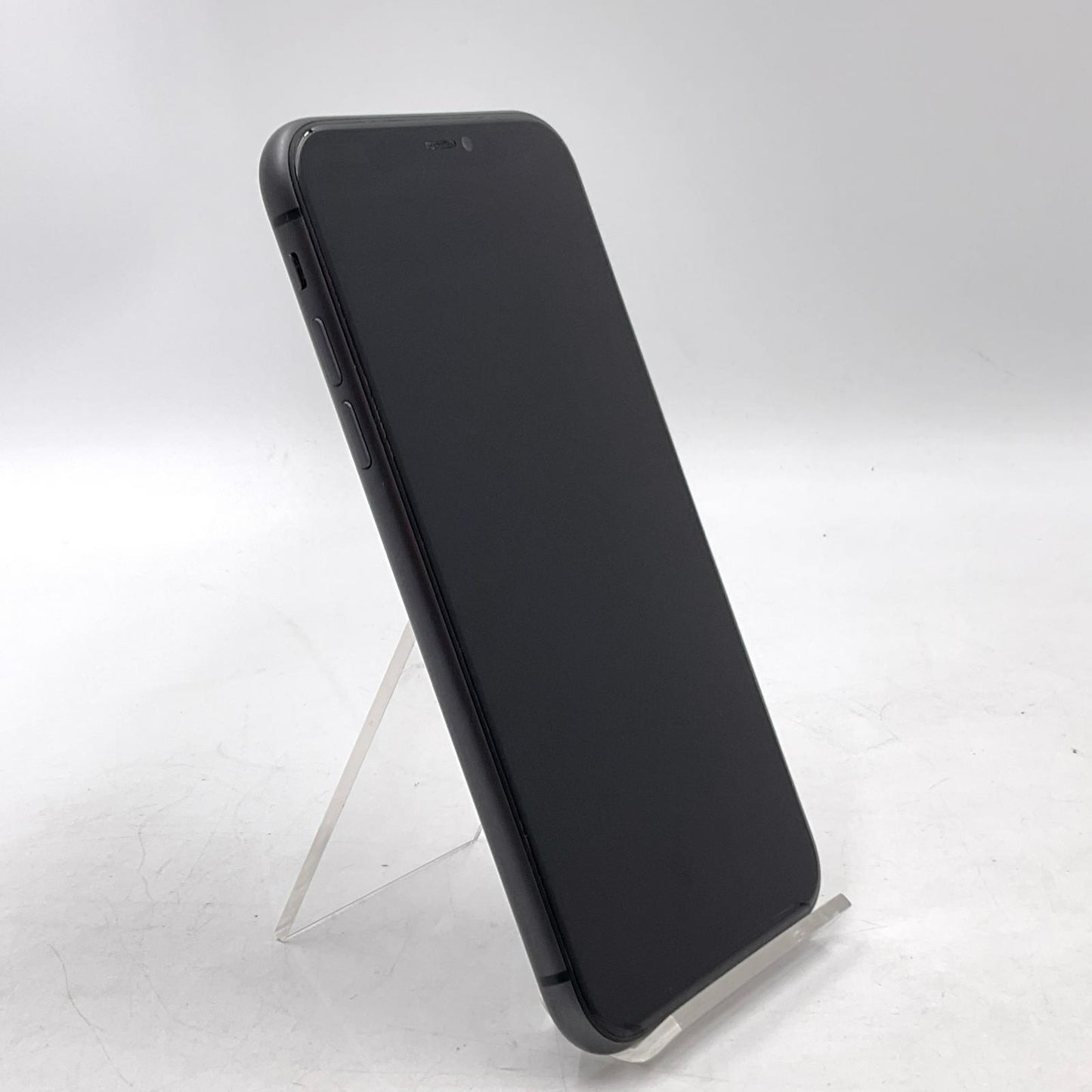 【全額返金保証】【最速発送】Apple iPhone iPhone 11 128GB ブラック docomo SIMフリー 白ロム 動作確認済 73%