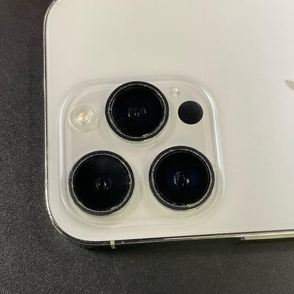 【全額返金保証】【最速発送】Apple iPhone 14 Pro 128GB シルバー docomo SIMフリー 白ロム 動作確認済 77%