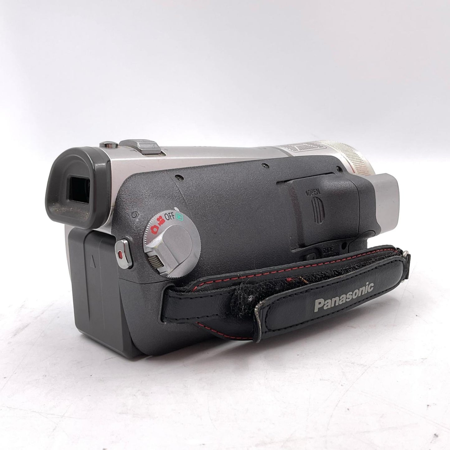 【全額返金保証】【最速発送】Panasonic HDC-TM300 ビデオカメラ シルバー 動作確認済