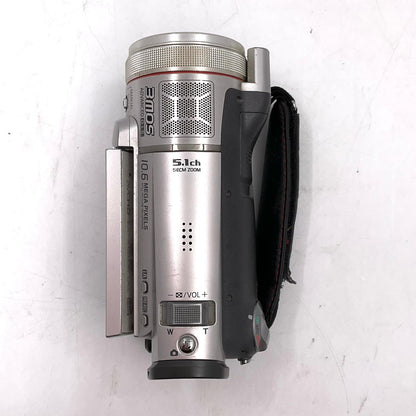 【全額返金保証】【最速発送】Panasonic HDC-TM300 ビデオカメラ シルバー 動作確認済